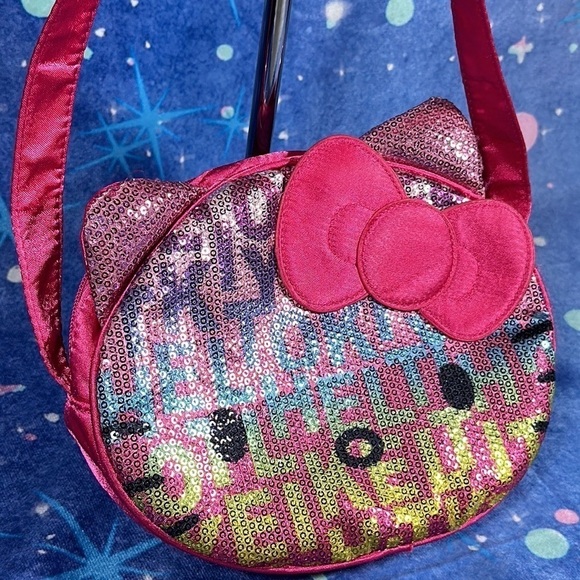 Hello Kitty Sanrio 2012 Pink Sequin Satin Face Bag Purse - Picture 16 of 16